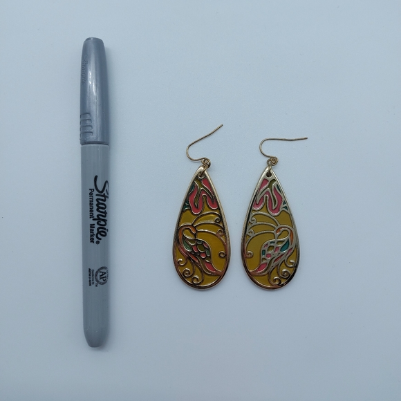 ⭐2 for $10⭐ Bird tear drop tropical earrings - Picture 3 of 3